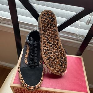 VANS platform leopard bottom old skool skate shoe.